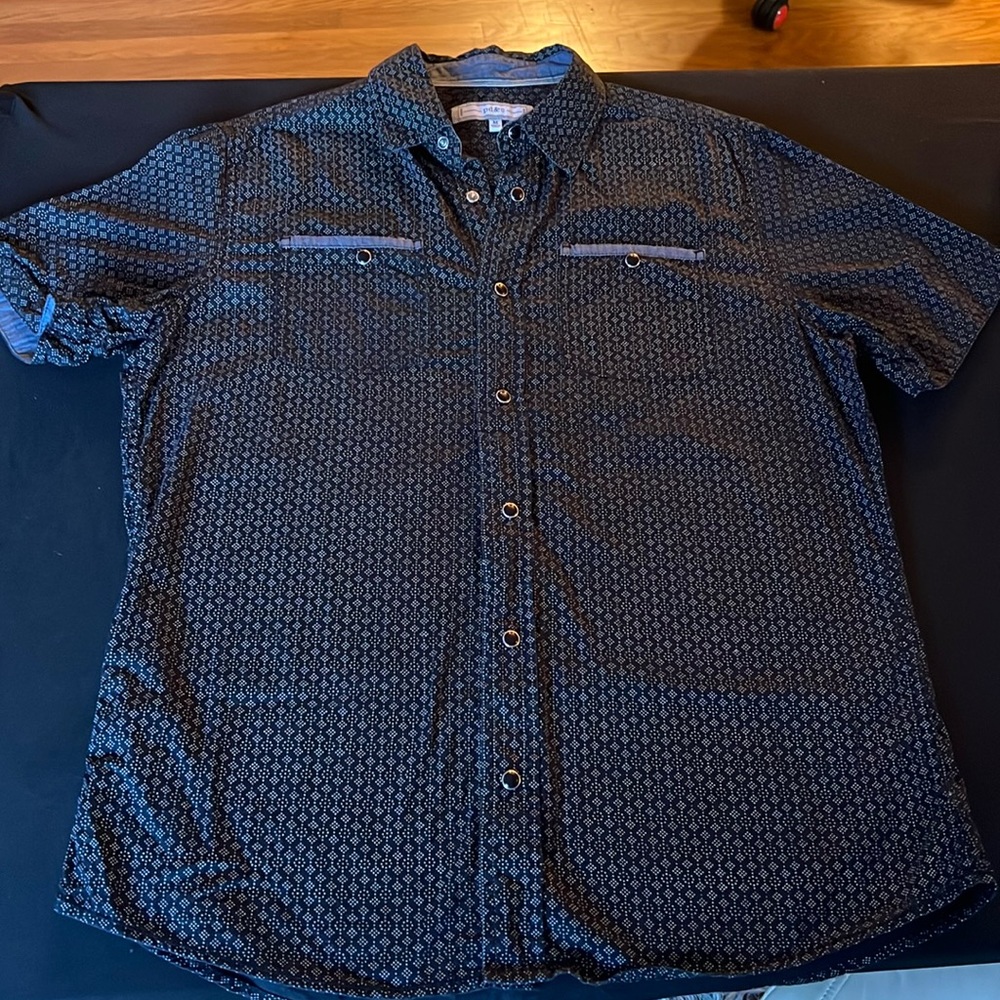 PD&C Men’s Short Sleeve Shirt - Two Pocket Button Navy Blue Size M
